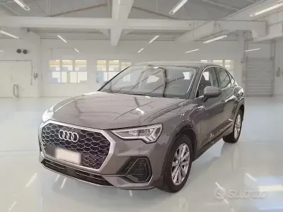 Usado Audi Q3 Sportback Business Plus 149 CV (109 kW) 2023 Gris SUV