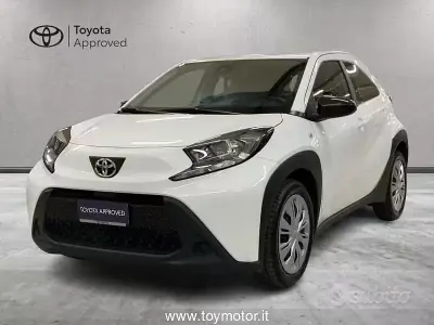 Usata Toyota Aygo X Active 72 CV (52 kW) 2022 Bianco SUV