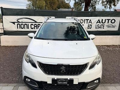 Usata Peugeot 2008 Allure 101 CV (74 kW) 2019 Bianco SUV