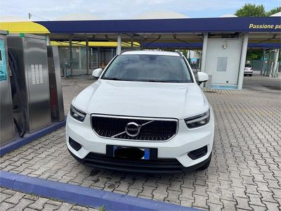 Usata Volvo XC40 150 CV (110 kW) 2019 Bianco SUV