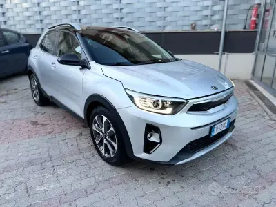 Usata Kia Stonic 110 CV (80 kW) 2018 Grigio SUV
