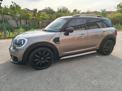 Usata Mini One Countryman Hype 102 CV (75 kW) 2017 Grigio SUV