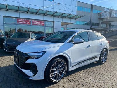 Usata Audi Q4 e-tron S-Line 150 kW (204 CV) 2023 Bianco ghiacciaio SUV