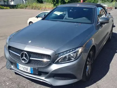Usata Mercedes C220 Executive 170 CV (125 kW) 2017 Bronzo Cabrio