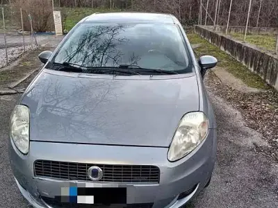 Usata Fiat Punto 70 CV (51 kW) 2006 Grigio Utilitaria