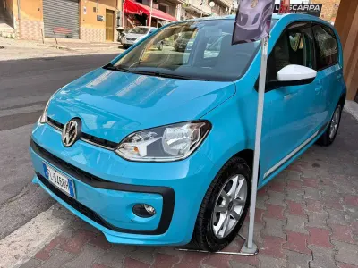 Usata VW up! Move 60 CV (44 kW) 2017 Blu/azzurro Utilitaria