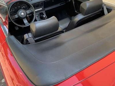Usata Alfa Romeo Spider 117 CV (86 kW) 1993 Rosso Cabrio