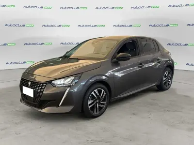 Usata Peugeot 208 Allure 100 CV (73 kW) 2023 Grigio Utilitaria