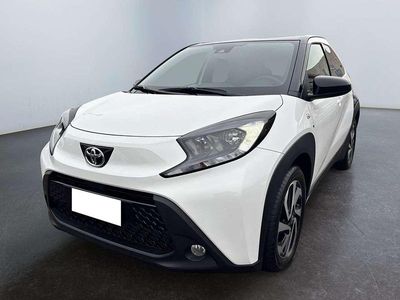 Nuova Toyota Aygo X Trend 72 CV (52 kW) 2026 Verde SUV