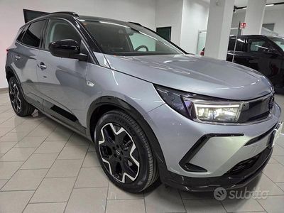 Usata Opel Grandland X 131 CV (96 kW) 2024 Grigio SUV