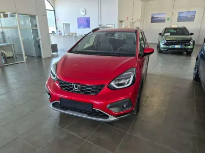 Nuova Honda Jazz 107 CV (78 kW) 2026 Rosso Utilitaria