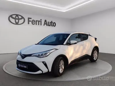 Gebraucht Toyota C-HR Active 122 PS (89 kW) 2023 Weiß SUV