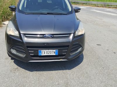 Usata Ford Kuga 150 CV (110 kW) 2015 Grigio SUV