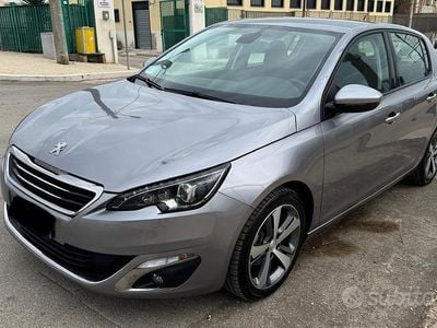 Usata Peugeot 308 GT-line 130 CV (95 kW) 2019 Grigio Berlina