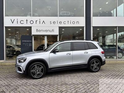 Usata Mercedes GLB200 AMG Line Premium 150 CV (110 kW) 2024 Argento SUV