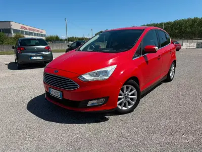 Usata Ford C-MAX Titanium 120 CV (88 kW) 2016 Rosso Monovolume