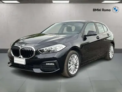 Usata BMW 118 Advantage 140 CV (102 kW) 2023 Black sapphire metallic Berlina