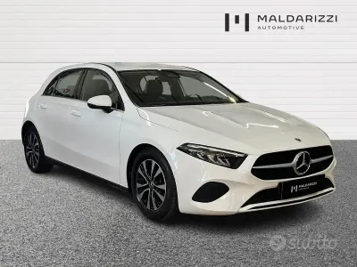 Usata Mercedes A180 Advanced 116 CV (85 kW) 2023 Bianco Berlina