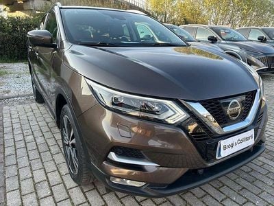 Usata Nissan Qashqai N-Connecta 116 CV (85 kW) 2017 Marrone SUV