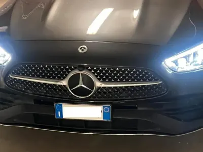 Usata Mercedes C220 199 CV (146 kW) 2022 Nero Station wagon