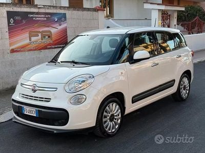 Usata Fiat 500L Living 120 CV (88 kW) 2016 Bianco Monovolume