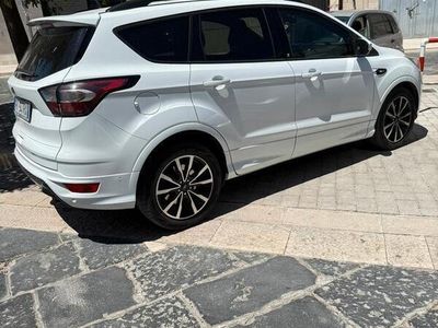 Usata Ford Kuga ST-Line 120 CV (88 kW) 2017 Bianco SUV