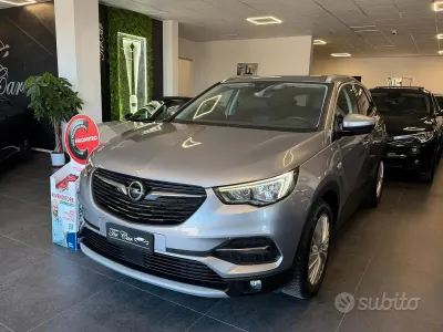 Usata Opel Grandland X Ultimate 120 CV (88 kW) 2018 Grigio SUV