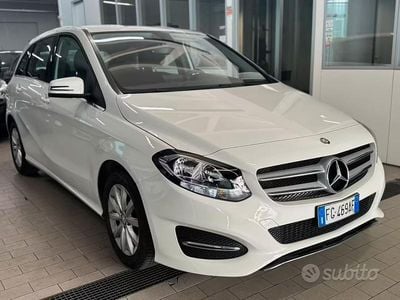 Usata Mercedes B180 Executive 122 CV (89 kW) 2016 Bianco Monovolume