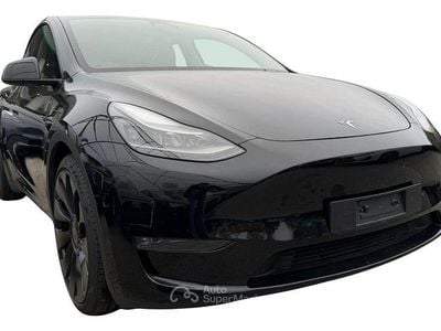 Usata Tesla Model Y Performance 392 kW (534 CV) 2023 Nero SUV