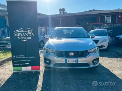 Usata Fiat Tipo Lounge 95 CV (69 kW) 2016 Grigio Berlina
