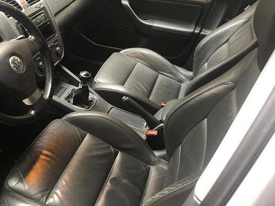 Usata VW Golf V Sportline 105 CV (77 kW) 2007 Grigio Berlina