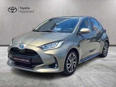 Gebraucht Toyota Yaris Hybrid Trend 115 PS (84 kW) 2021 Grau Limousine