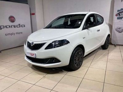 usata Lancia Ypsilon 1.2 69 CV 5 porte GPL Ecochic Gold