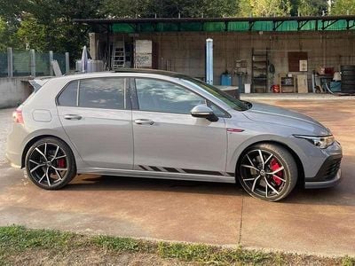 Usata VW Golf VIII GTI Clubsport 300 CV (220 kW) 2023 Grigio Berlina