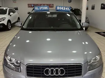 Usata Audi A3 140 CV (102 kW) 2003 Blu Utilitaria