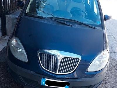Usata Lancia Musa 90 CV (66 kW) 2006 Blu Monovolume