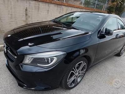 Usata Mercedes CLA200 136 CV (100 kW) 2015 Nero Berlina