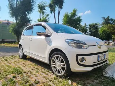 Usata VW up! 68 CV (50 kW) 2013 Bianco Utilitaria