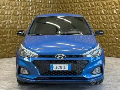 Usata Hyundai i20 75 CV (55 kW) 2020 Bluazzurro Utilitaria