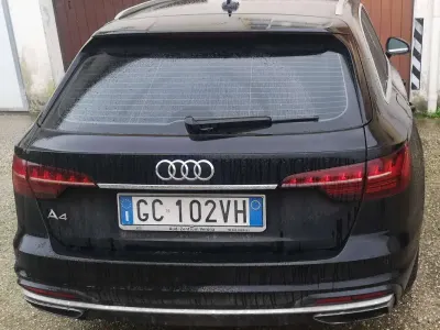 Usado Audi A4 Ambiente 170 CV (125 kW) 2020 Negro Familiar