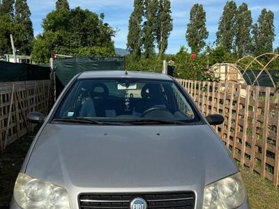 Usata Fiat Punto 2004 Grigio Utilitaria