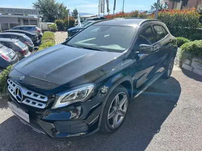 Usata Mercedes GLA200 Premium 136 CV (100 kW) 2018 Nero SUV