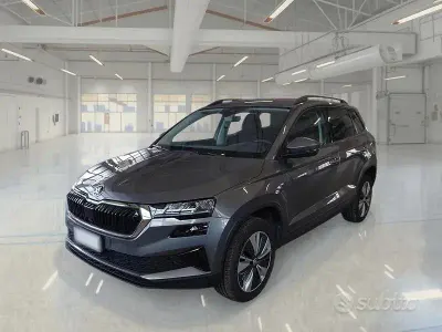 Usata Skoda Karoq Executive 116 CV (85 kW) 2022 Grigio SUV