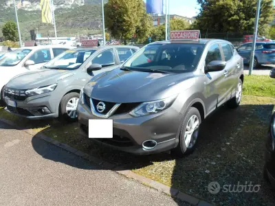 Używany Nissan Qashqai 110 KM (80 kW) 2015 Szary SUV