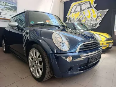 Usata Mini Cooper 116 CV (85 kW) 2006 Blu/azzurro Utilitaria
