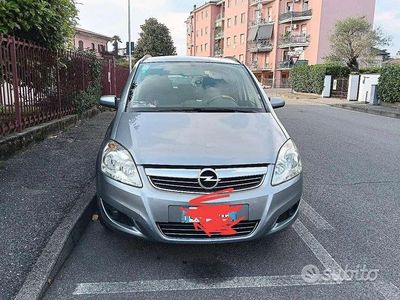 Usata Opel Zafira Cosmo 150 CV (110 kW) 2008 Grigio Monovolume