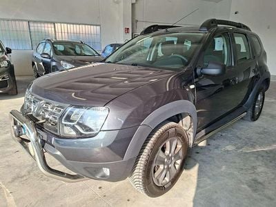 Usata Dacia Duster 109 CV (80 kW) 2014 Grigio SUV
