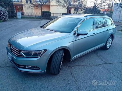 Usata VW Passat 150 CV (110 kW) 2018 Grigio Station wagon