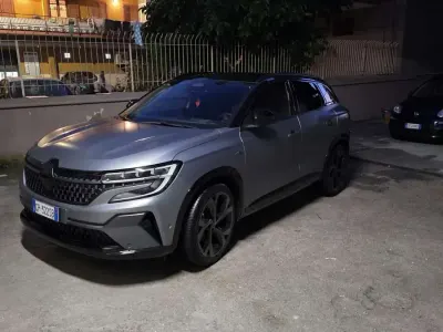 Usata Renault Austral Iconic Esprit Alpine 131 CV (96 kW) 2023 SUV