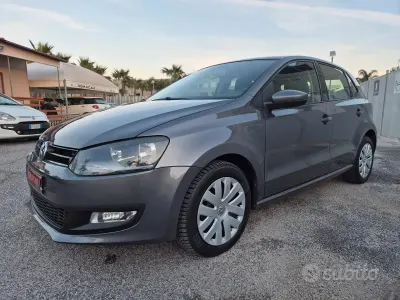 Begagnad VW Polo 75 HK (55 kW) 2012 Grå Halvkombi
